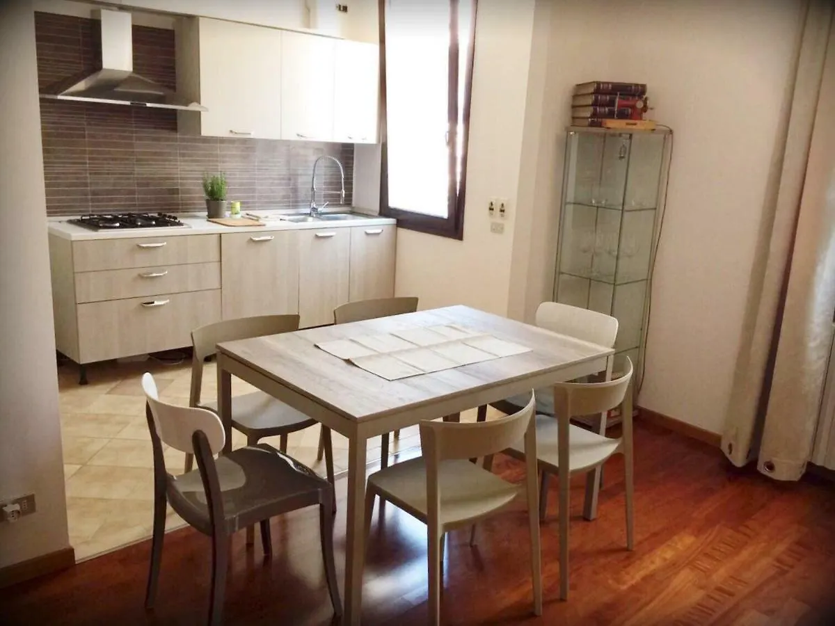 Palazzo Bianchetti Apartment Treviso 0*,
